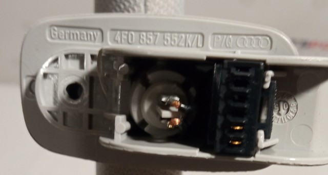 4F0857552 VAG Солнцезащитный козырек купить в Одесса