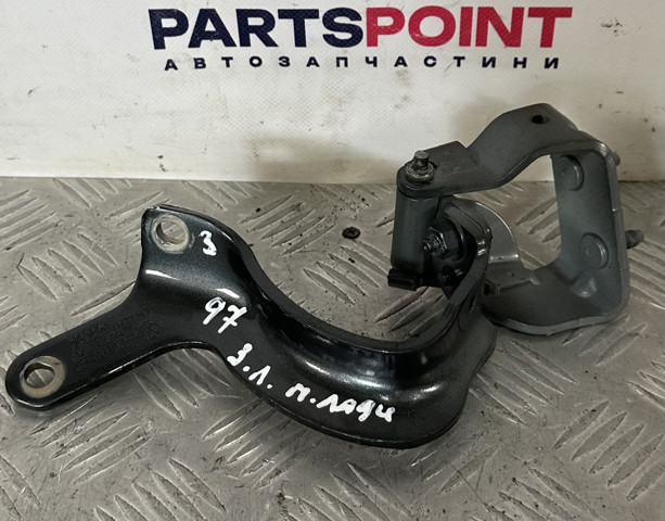Петля двери задней (багажной 3/5-й) 4L0827299B VAG