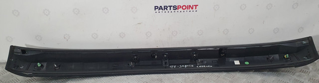 Обтекатель (спойлер) 4L0827933 VAG