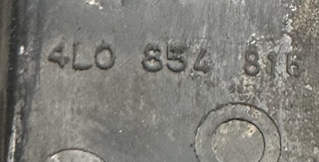 4L0854816 VAG Брызговик задний правый купить в Каменское