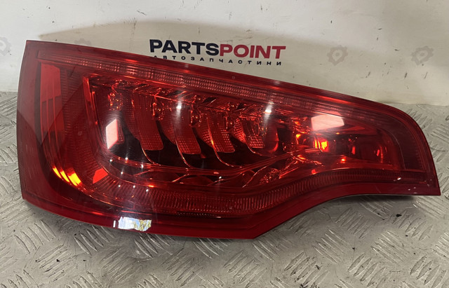 Левый стоп Audi Q7