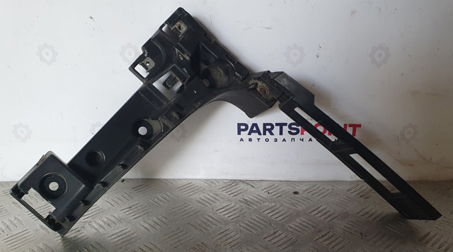 51127226936 BMW Кронштейн бампера заднего правый купить в Черкассы