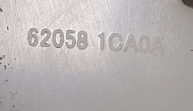620581CA0A Кронштейн бампера переднего правый купить Львов