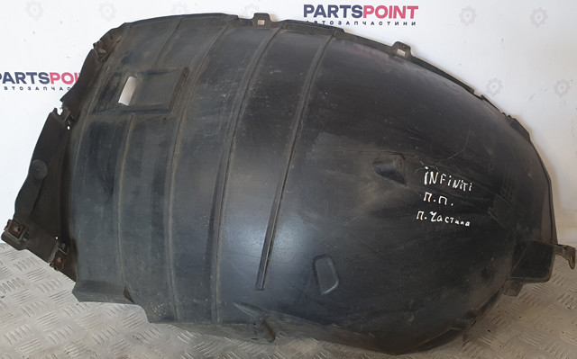 Передний правый подкрылок крыла переднего  638441CA0A NISSAN