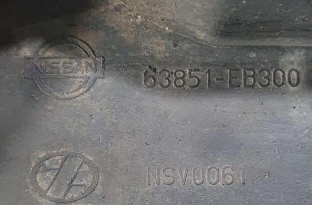 Брызговик крыла 63851EB300 NISSAN