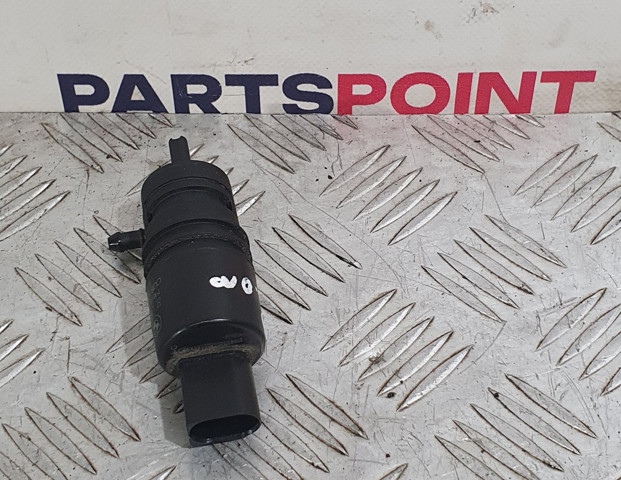 Электропомпа омывателя переднего стекла Бмв 5