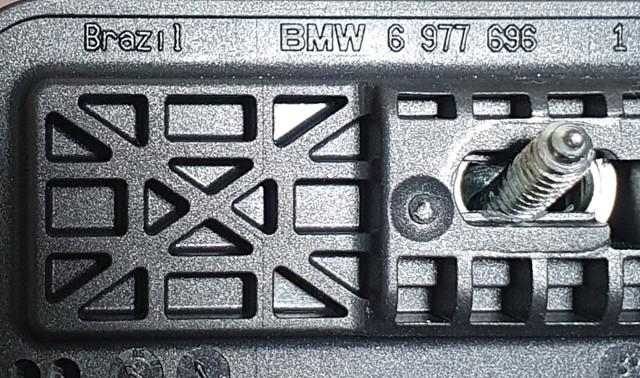 6977691 BMW купить в Каменское
