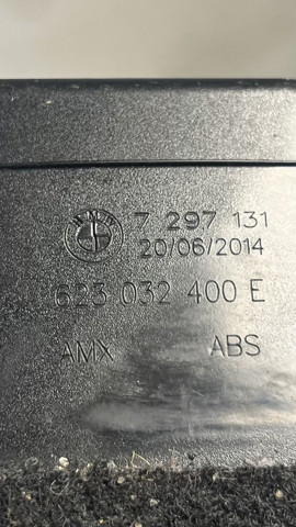BMW 72117297131 Рычаг (замок) фиксации ремня безопасности передний в наличии Николаев
