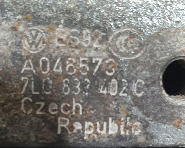 7L0833402C VAG Петля двери задней правой купить в Сумы