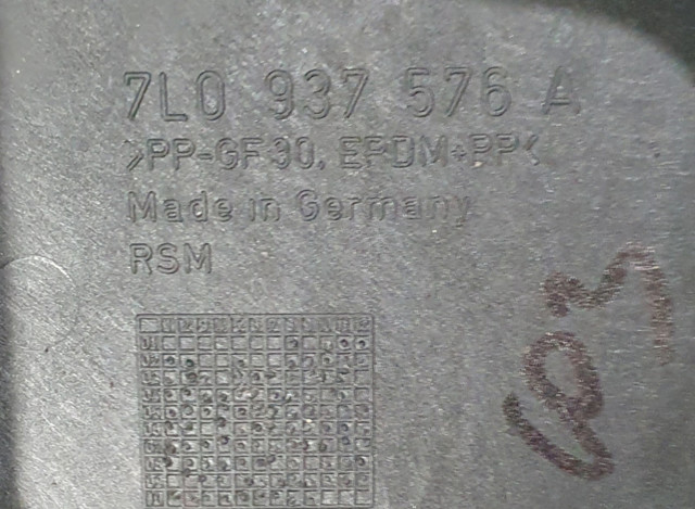 VAG 7L0937576A в наличии Ирпень