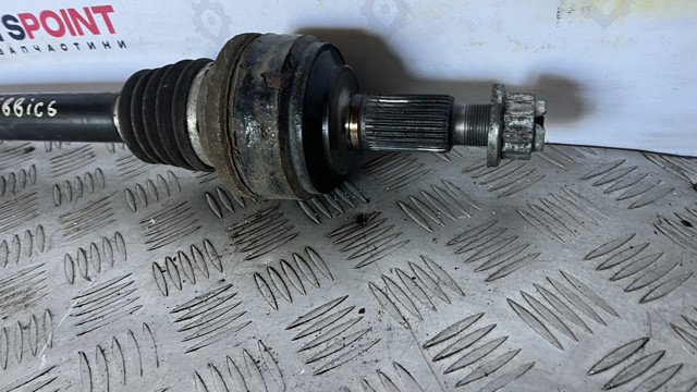 VAG 7P0501201G Полуось задняя в наличии Одесса