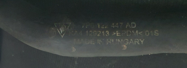 7P6122447AD Патрубок системы охлаждения купить Чернигов