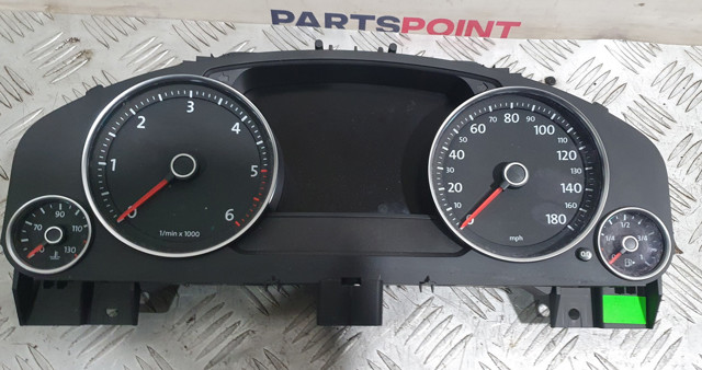 Щиток приборов 7P6920981 VAG