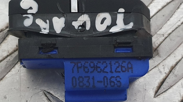 7P6962126A VAG Выключатель центрального замка купить в Украина