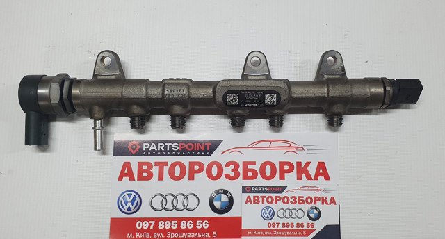 Топливная рампа 851415402 BMW