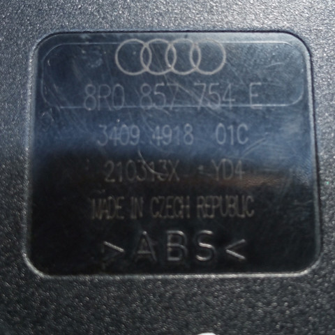 VAG 8R0857754E в наличии Днепр