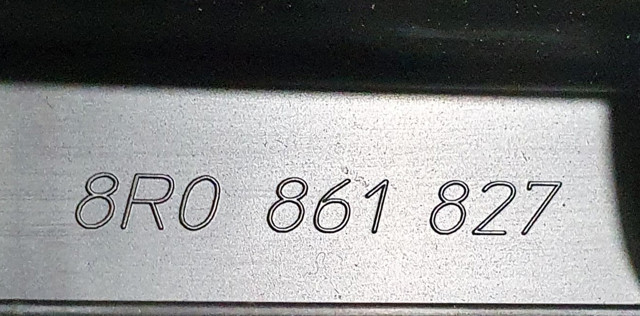 8R0861827 VAG купить в Харьков