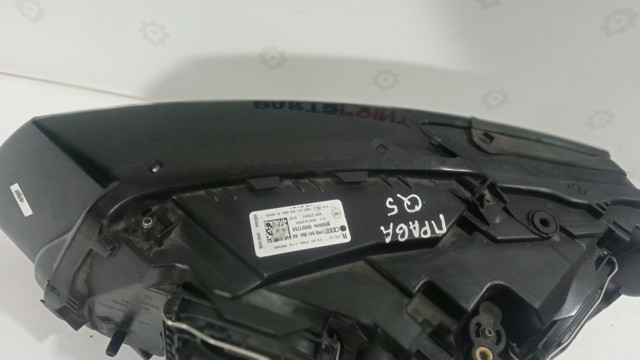 8R0941004AM VAG Правая фара купить в Николаев