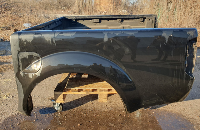Крыло заднее 93301EB02J NISSAN