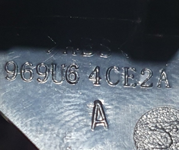 NISSAN 969U64CE2A в наличии Киев