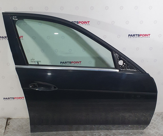 Пассажирская передняя дверь A2127205400 MERCEDES