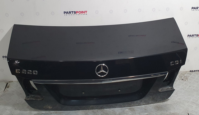 Крышка багажника A2127500975 MERCEDES