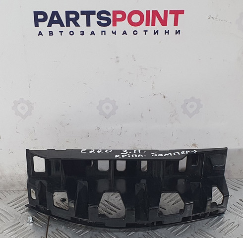 Правое крепление заднего бампера A2128802003 MERCEDES