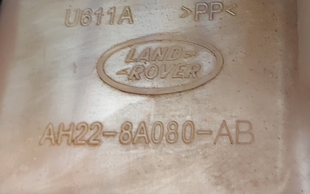 LAND ROVER AH228A080AB Бачок системы охлаждения расширительный в наличии Харьков