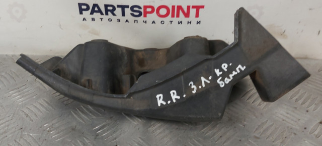 Левый кронштейн заднего бампера LR013860 LAND ROVER