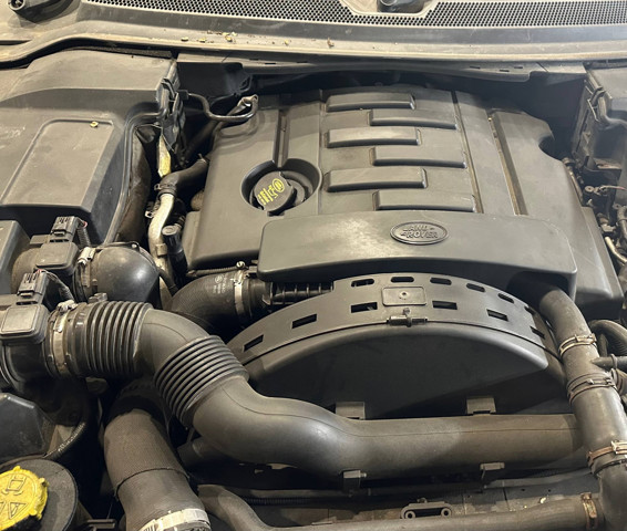 LR036824 LAND ROVER Двигатель купить в Полтава