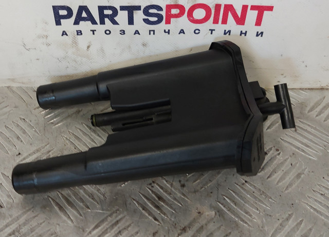 LR054999 LAND ROVER Клапан PCV вентиляции картерных газов купить в Киев