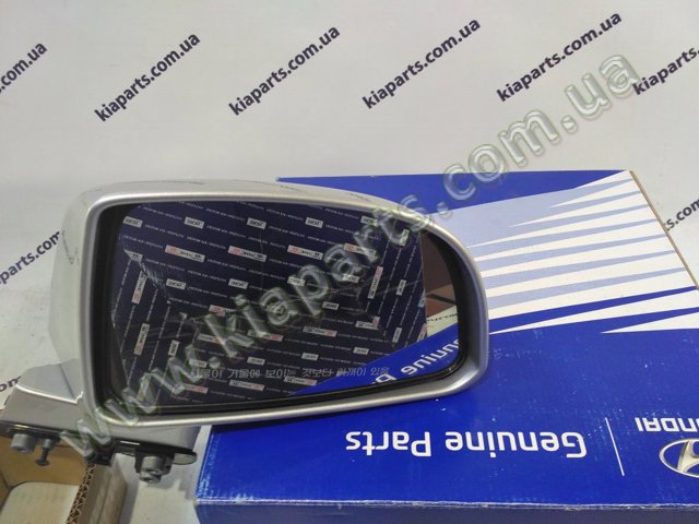 Зеркало заднего вида правое 876201D720 HYUNDAI
