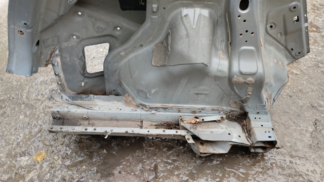 71503A2C20 HYUNDAI Крыло заднее левое купить в Киев