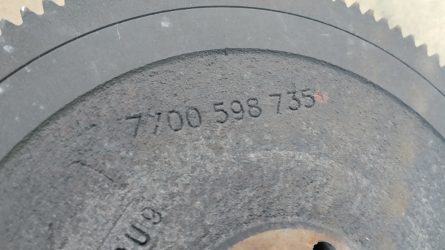 Маховик сцепления 7700598735 RENAULT