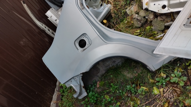 Боковая часть задняя правая 774208054R RENAULT