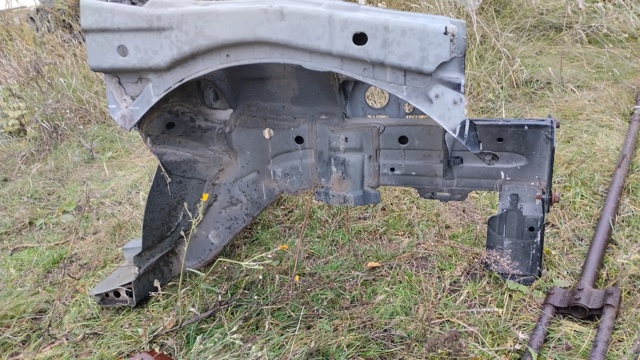 Лонжерон рамы передний правый 7751476154 RENAULT
