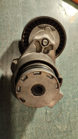 Натяжная планка поликлинового ремня 8200608550 RENAULT