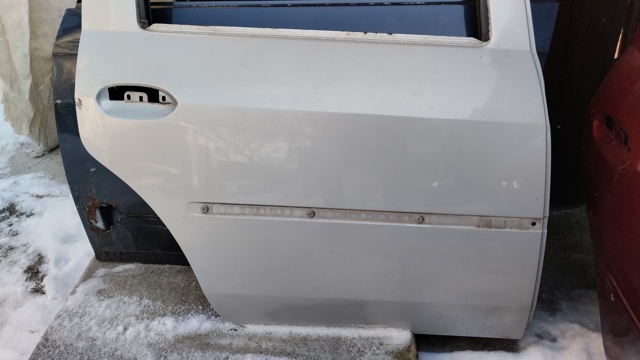 821009214R RENAULT Дверь задняя правая купить в Одесса