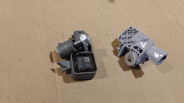 Датчик AIRBAG передний 988312833R RENAULT
