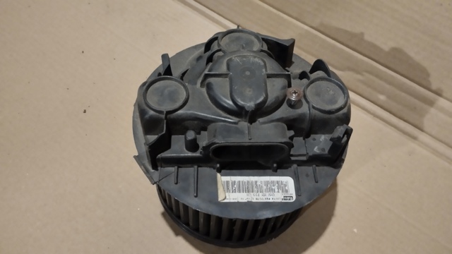NISSAN F667217D Мотор вентилятора печки (отопителя салона) в наличии Житомир