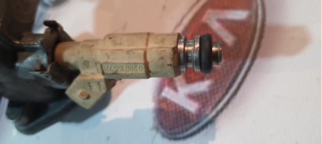 Форсунка впрыска топлива 0280155771 BOSCH