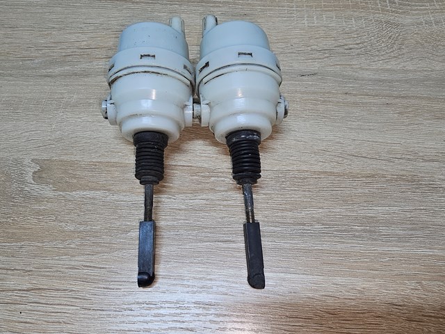 Клапан дотяжки дверей 1408001975 MERCEDES