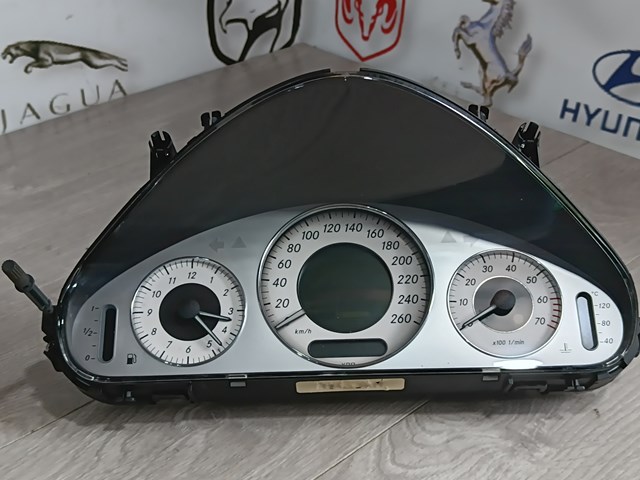 Щиток приборов 2115409511 MERCEDES