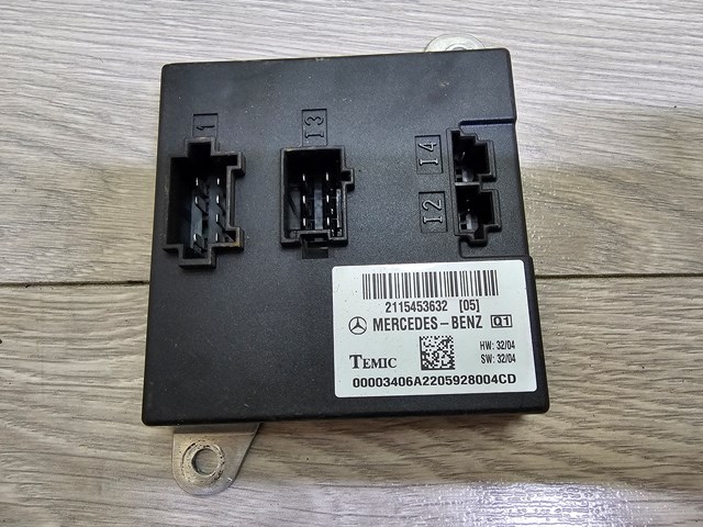 Блок управления сигналами SAM 2115453632 MERCEDES