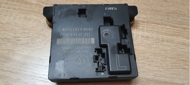 Блок комфорта задней двери 2118704026 MERCEDES
