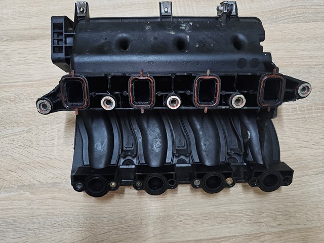 2246942 BMW Коллектор впускной купить в Черновцы