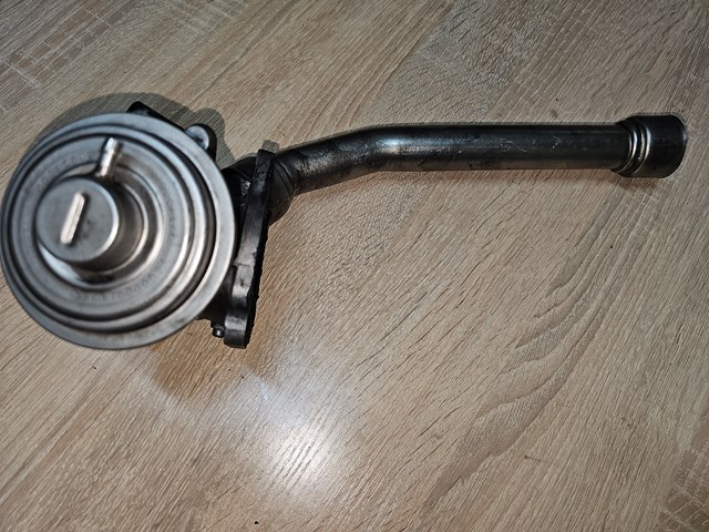 Клапан EGR системы рециркуляции отработавших газов 6110900554 MERCEDES