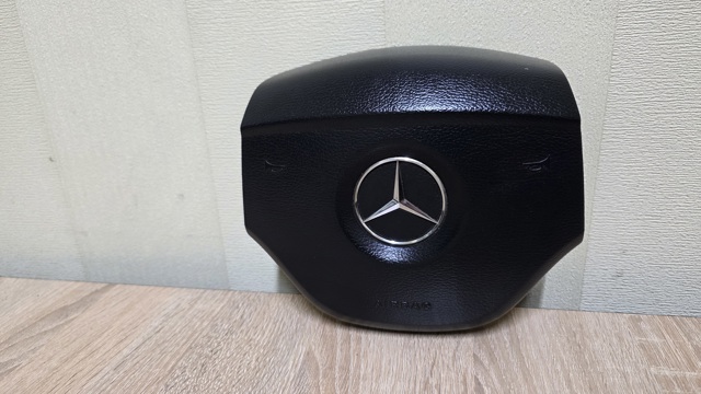 Подушка AIRBAG водительская A1644600098 MERCEDES