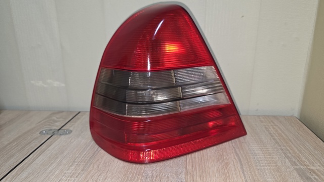 Левый стоп A2028200964 MERCEDES