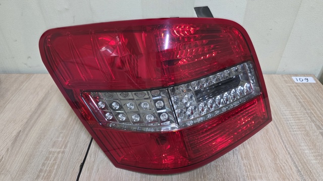 Левый стоп A2048202564 MERCEDES
